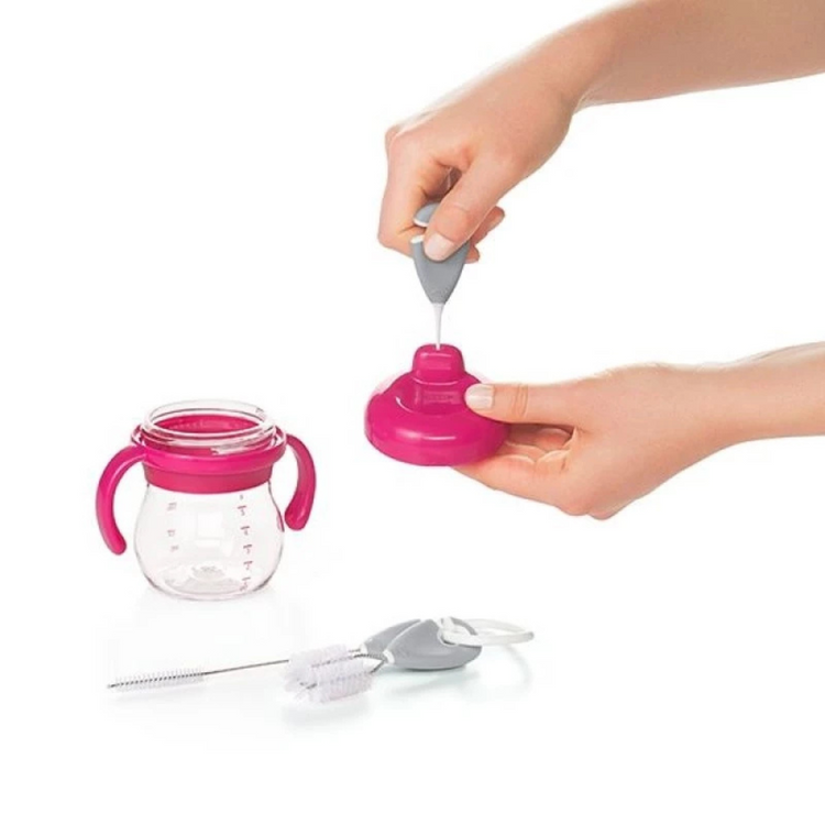 Oxo Tot On the Go Cleaning Set For Straw & Sippy Cup