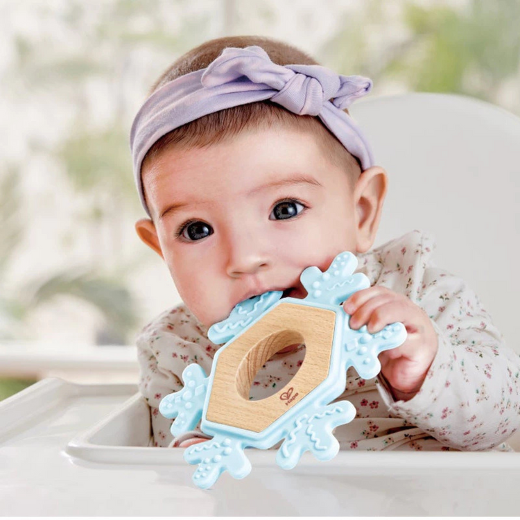 Hape 0122 Snowy Teether Suitable for Newborn and Up