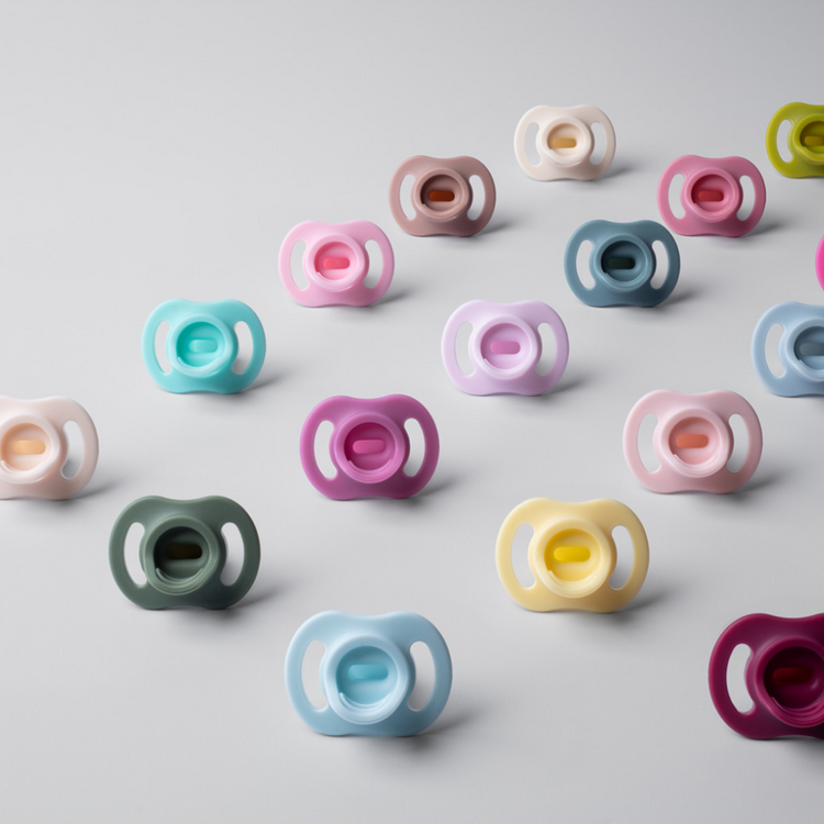 Tommee Tippee Ultra-Light Stayput Soother 1Pc (0-6m)