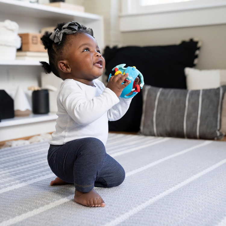 Baby Einstein Rattle & Sense Sensory Ball (3m+)