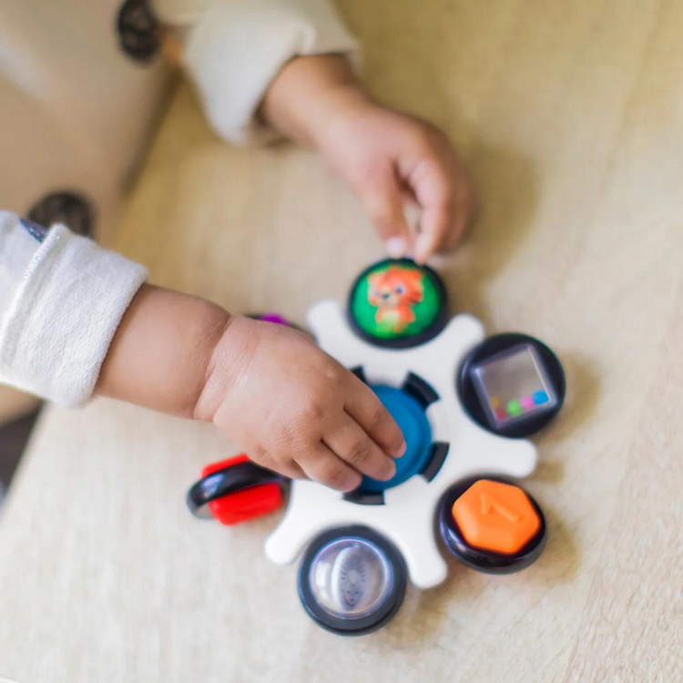 Baby Einstein Curiosity Clutch Twist & Pop Sensory Toy 3M+