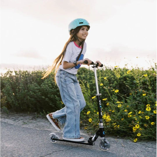 Micro 0225 Sprite LED 2 Wheels Scooter - Black