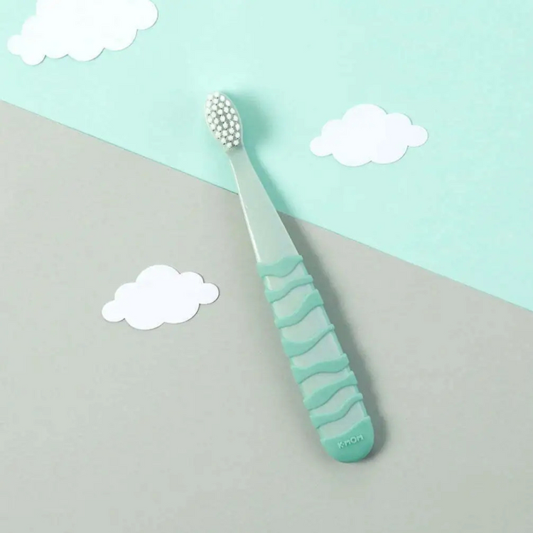 K-Mom Kids Toothbrush 24 Months-8 Years Old