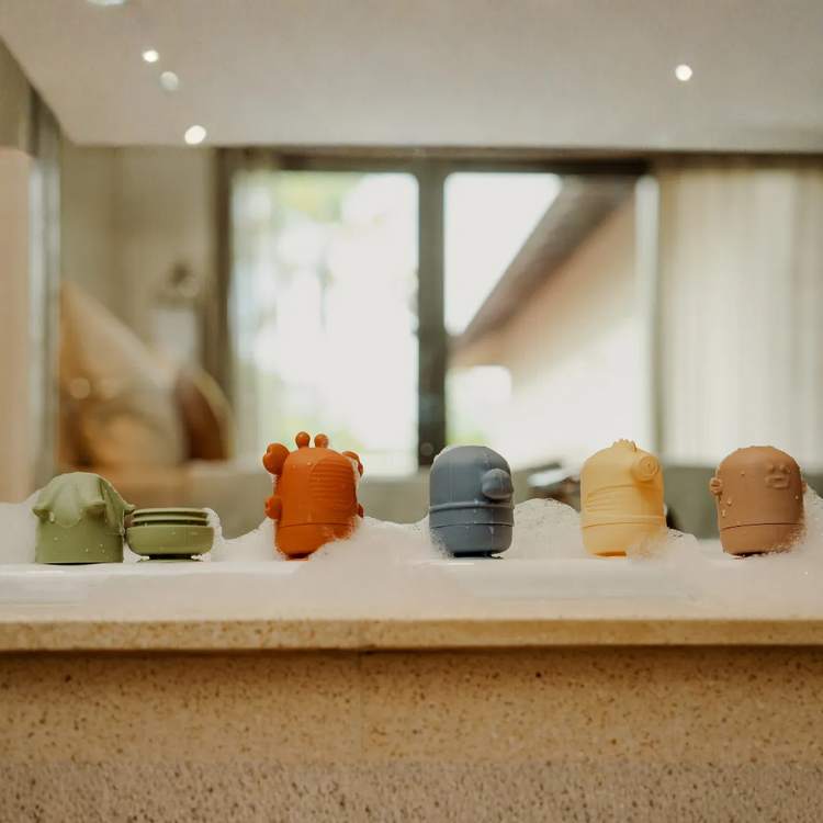 Mils and Key Mould-Free Bath Toys - Set of 5