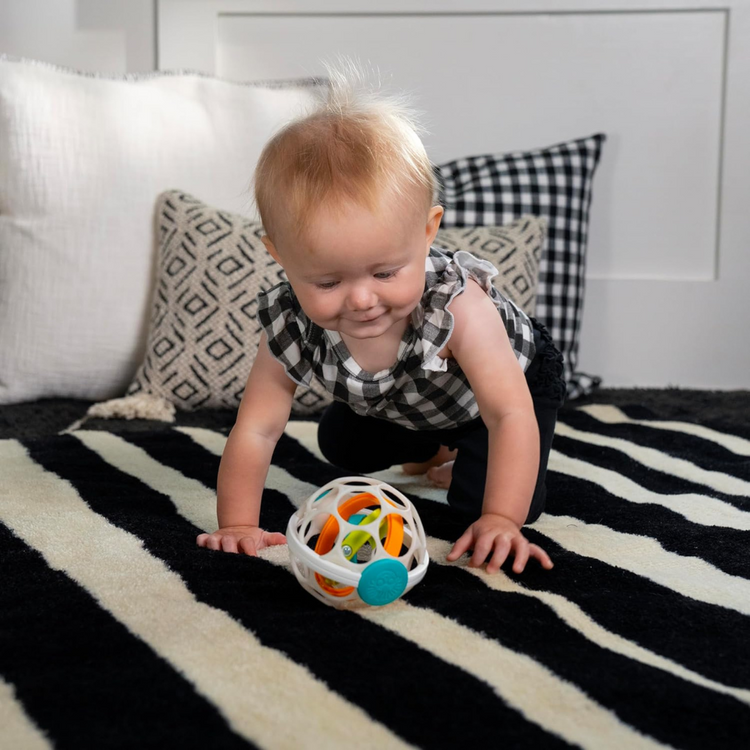 Baby Einstein Grip & Spin Oball Rattle Toy (0m+)