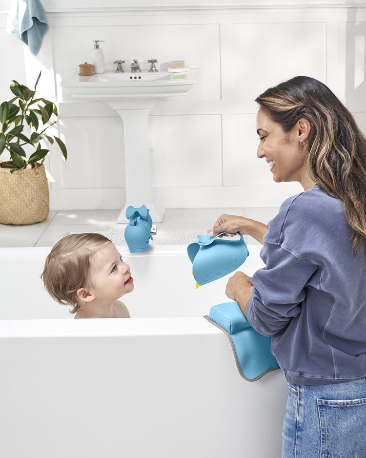 Skip Hop Moby Waterfall Bath Rinser - Blue