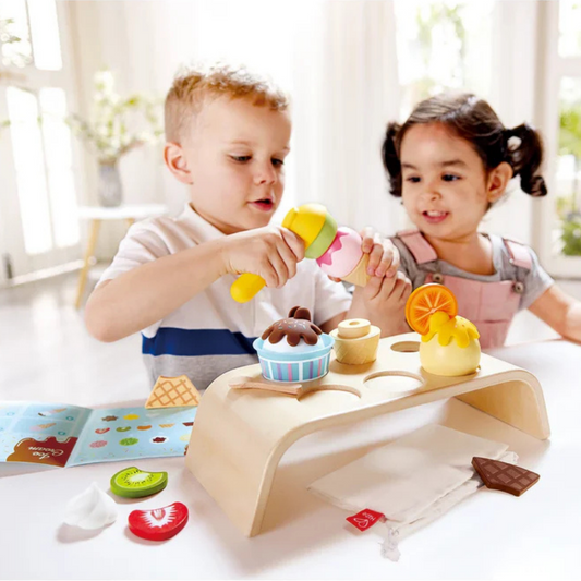Hape 3217 Creamy Dreamy Ice Cream Corner (2-8yrs)