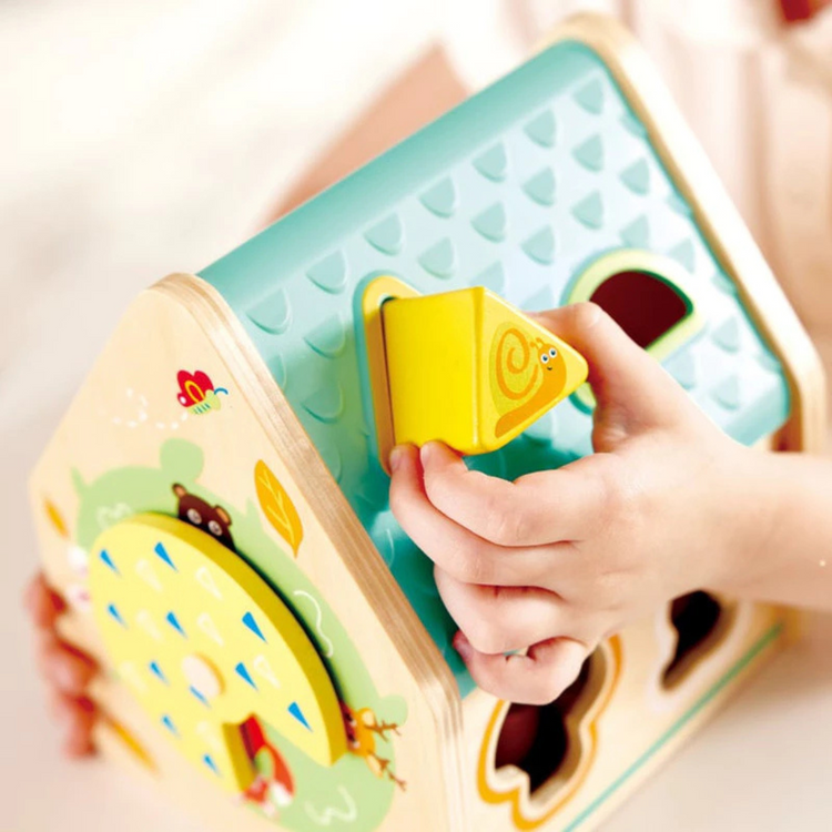 Hape 0515 Critter House Shape Sorter Suitable for Age 2-4 years
