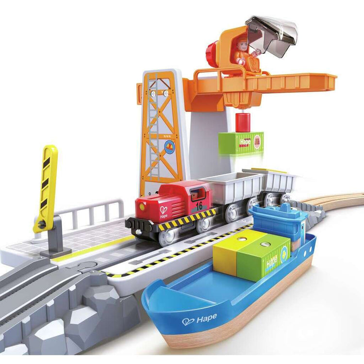 Hape 3790 Sea & Rail Cargo Transport Set (3y+)