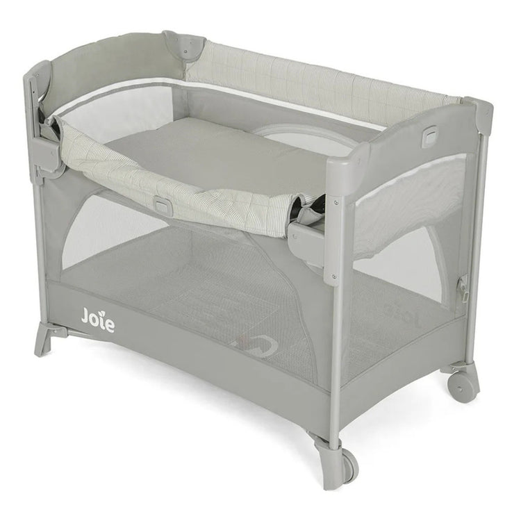 Joie Kubbie Sleep Bedside Crib & Travel Cot (Birth to 15kg)