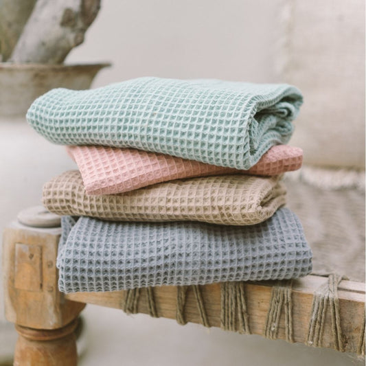 Joey & Mom Kids Hooded Poncho Towel | Soft Waffle Cotton Bath Towel, Pool Towel & Beach Towel for Toddlers