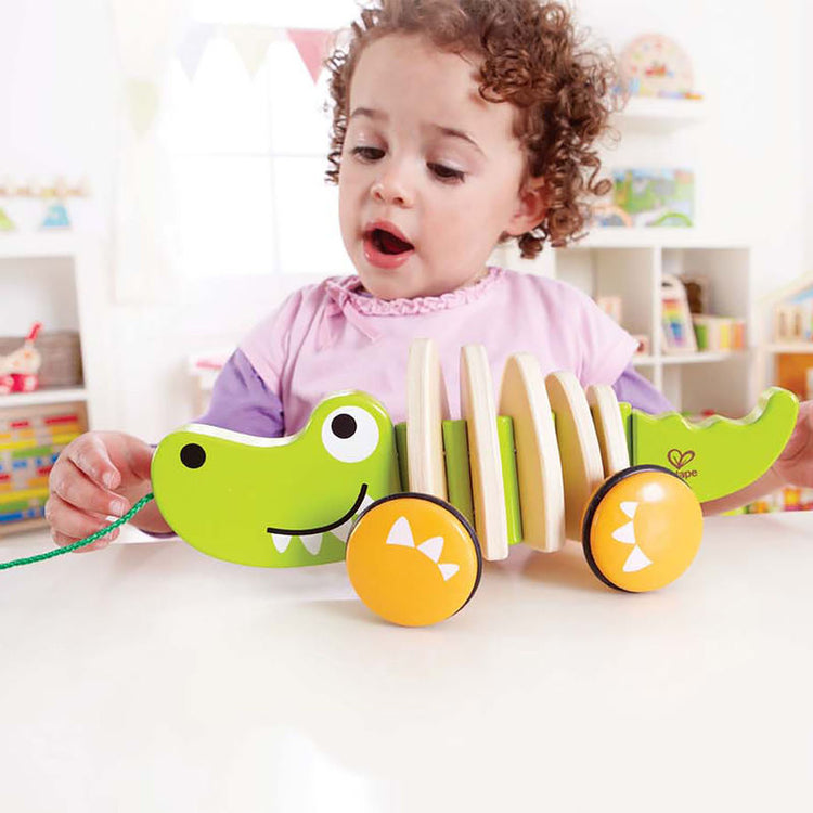 Hape Walk-A-Long Croc (12m+)